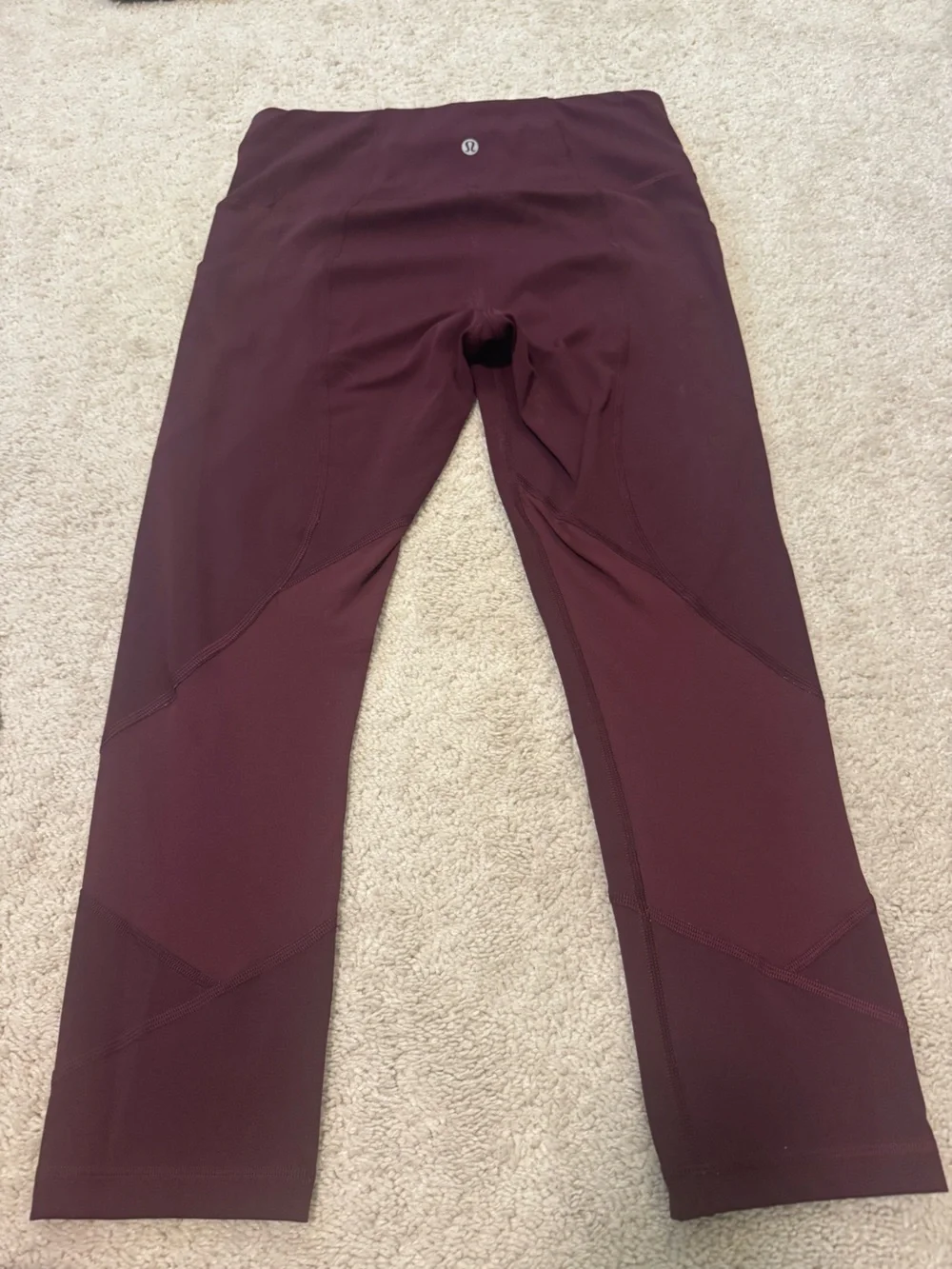 Lululemon Fast and Free Tight Leggings Size 6 Burgundy w/ Pockets